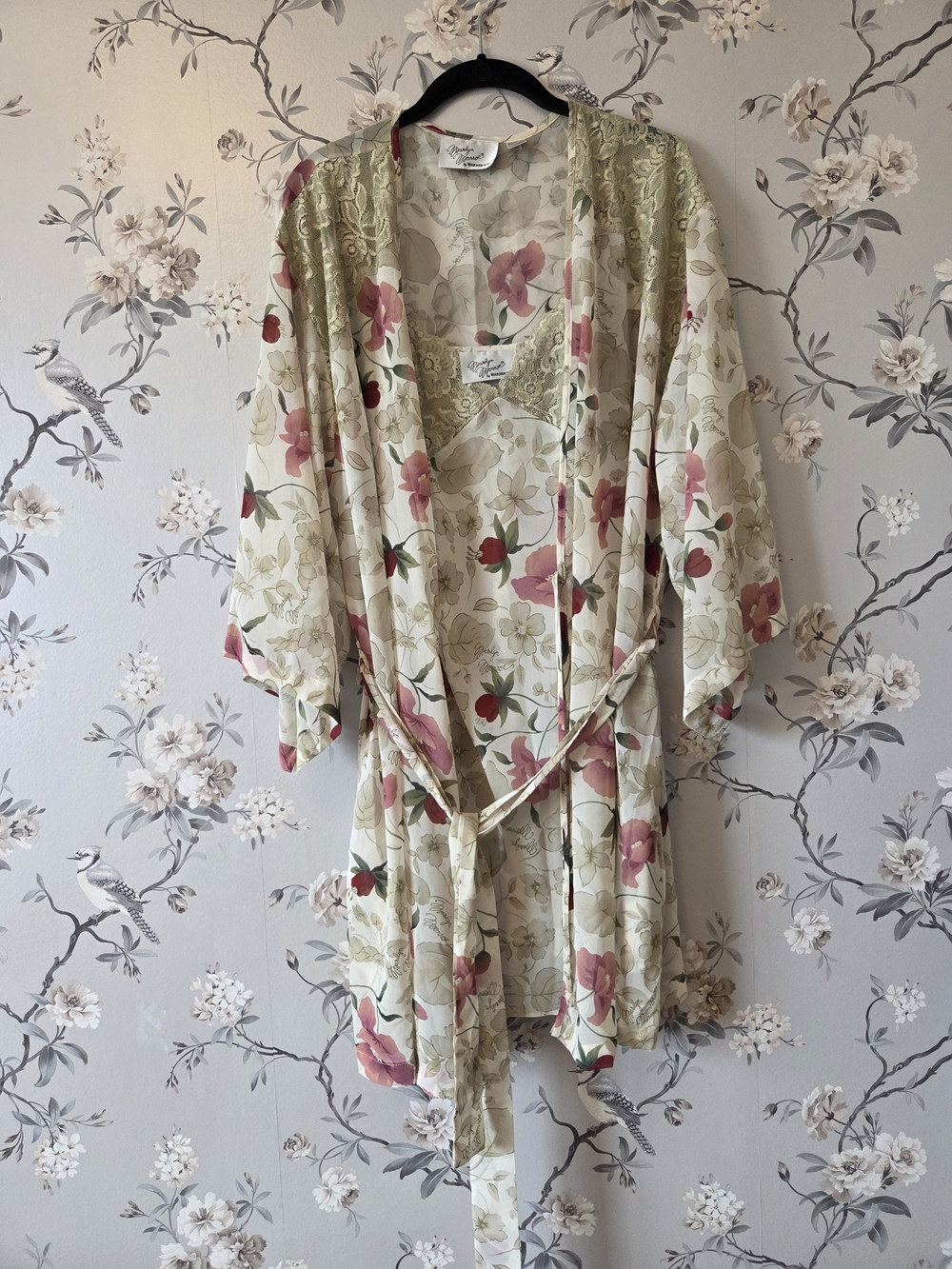 Marilyn Monroe By Warner's Floral Kimono Robe And Night Gown Set Medium/Large